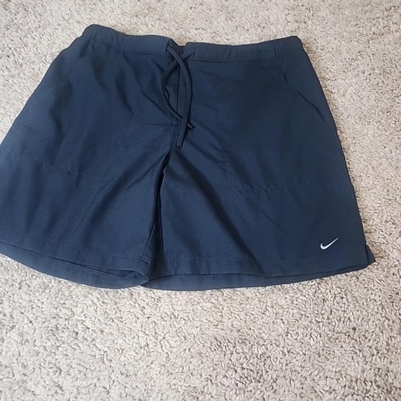 Nike Women Dri Fit Shorts Sz Large - Picture 2 of 10